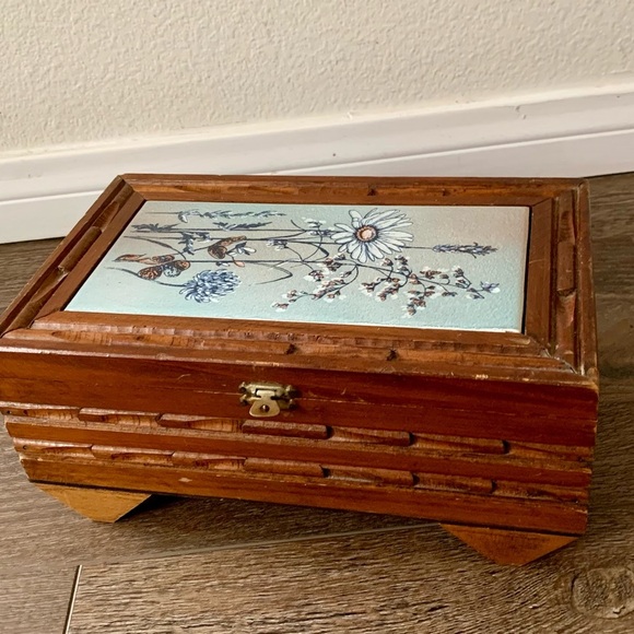 Vintage Wooden Jewelry Box With Ceramic Tile 4.5/6/10” - Picture 1 of 16